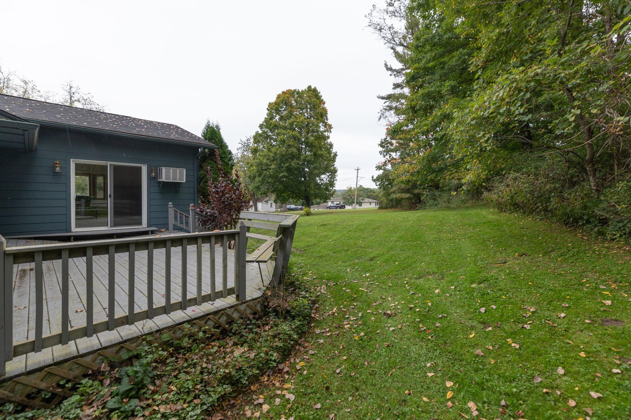 300 Whittier Street W