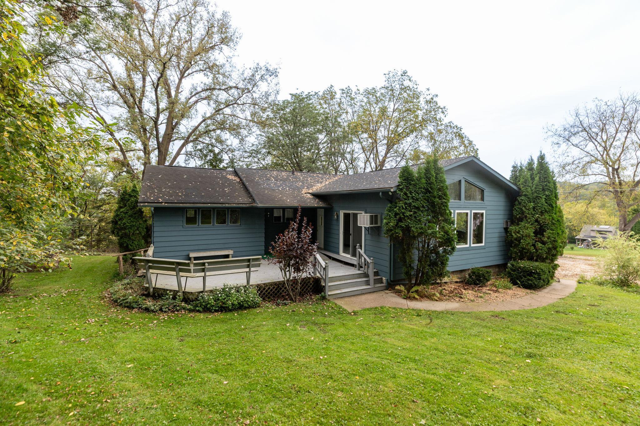 300 Whittier Street W