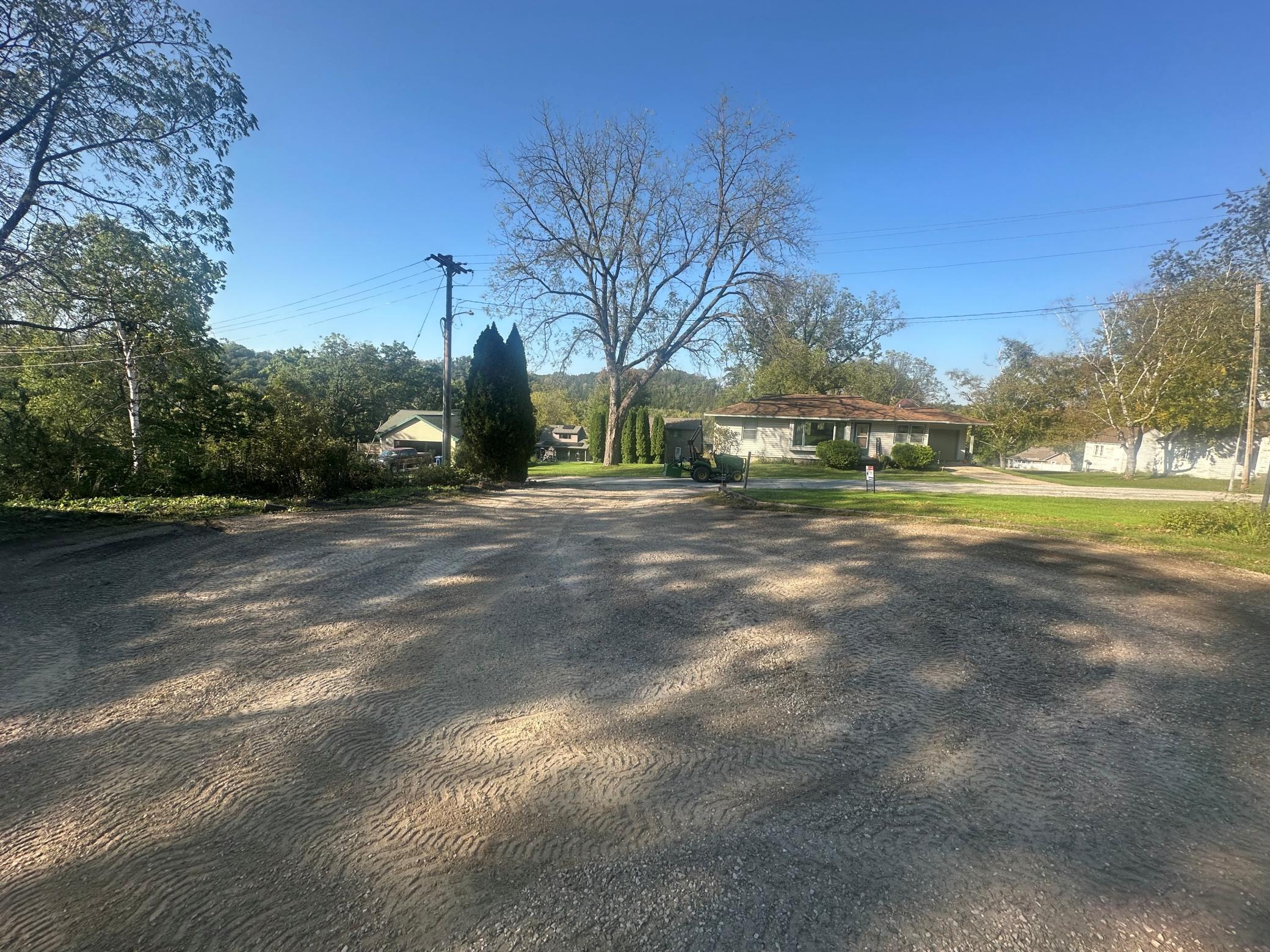 300 Whittier Street W