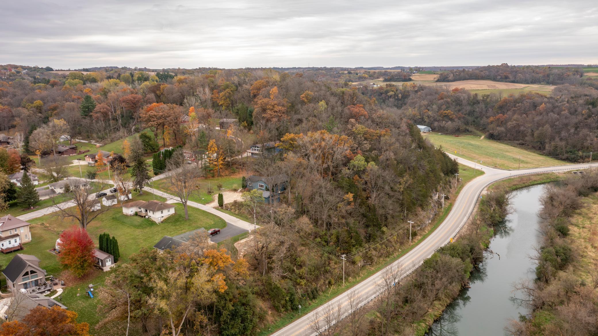 300 Whittier Street W