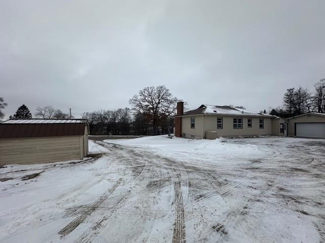 515 S Division Avenue