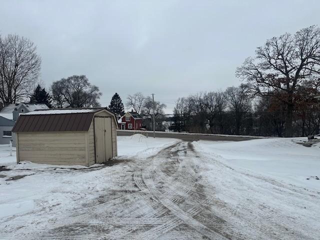 515 S Division Avenue