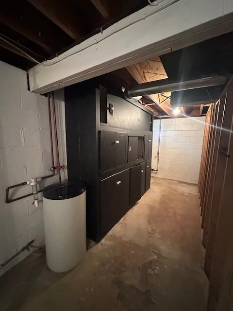 515 S Division Avenue