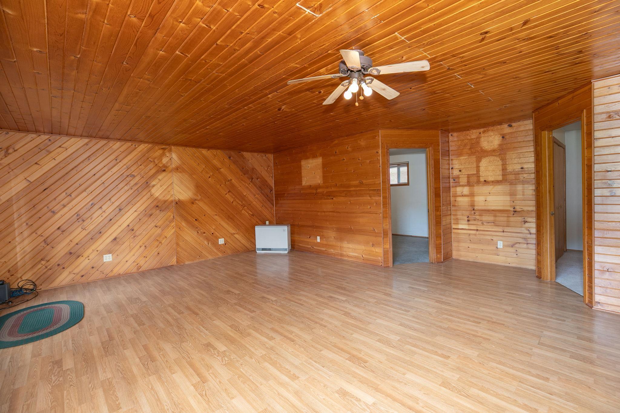 33704 County 25 N