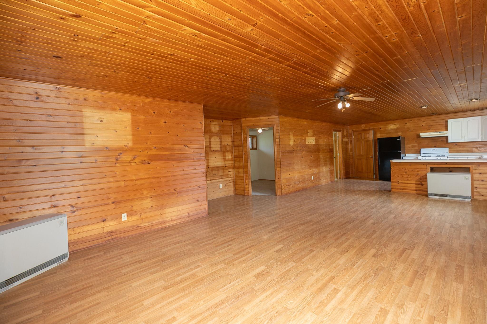 33704 County 25 N