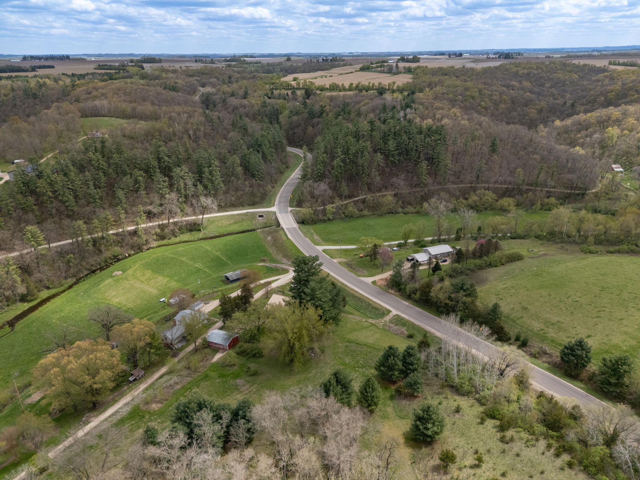 33704 County 25 N