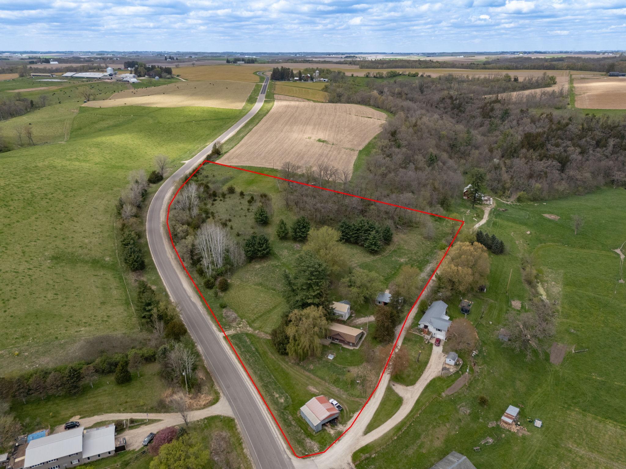 33704 County 25 N