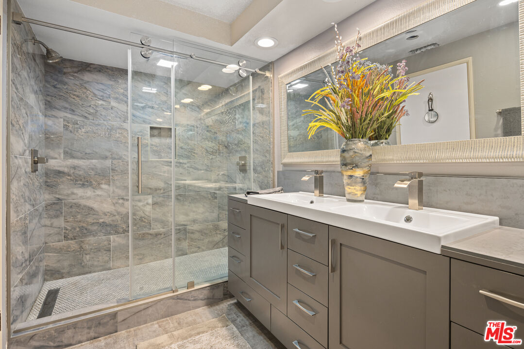 8180 Manitoba St Unit: 149