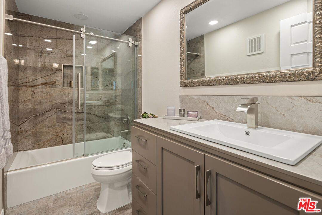 8180 Manitoba St Unit: 149