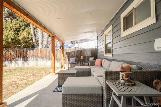 5634 E Minnesota Drive