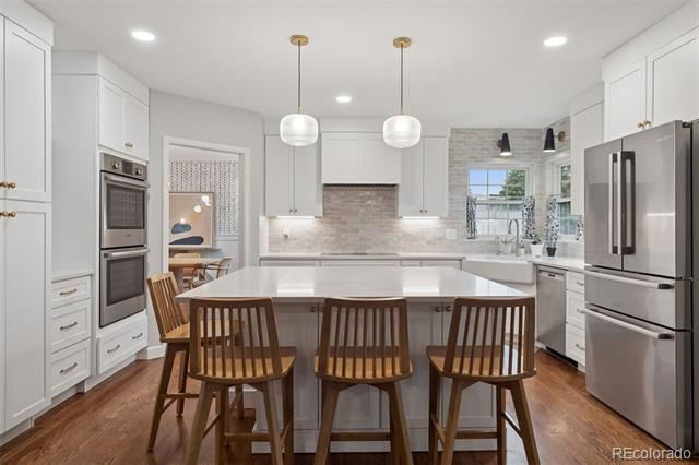 3566 E Meadow Creek Place