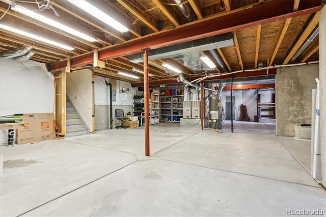6529 S Rifle Court