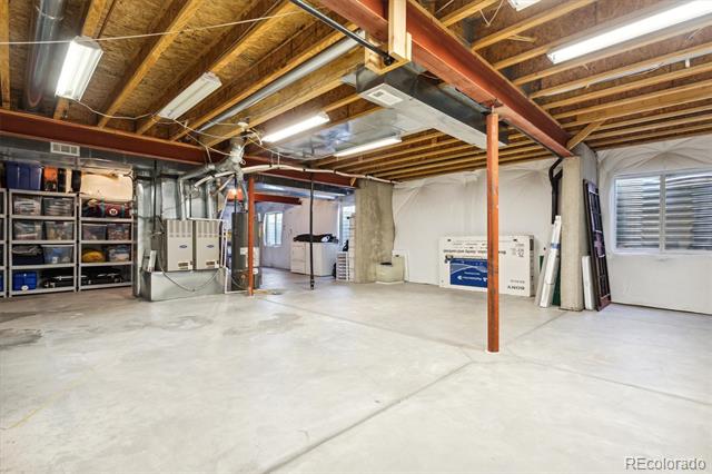 6529 S Rifle Court