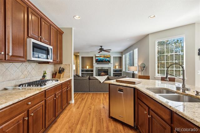 6529 S Rifle Court