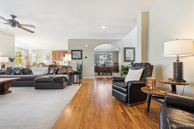 6529 S Rifle Court