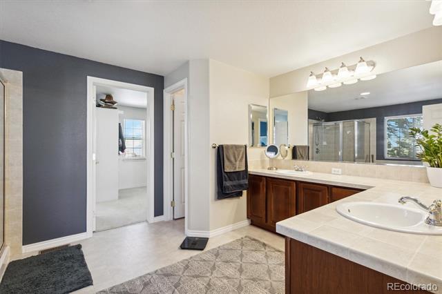 6529 S Rifle Court