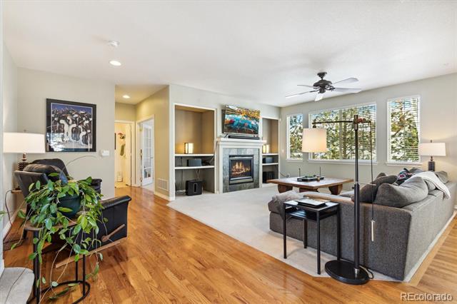 6529 S Rifle Court