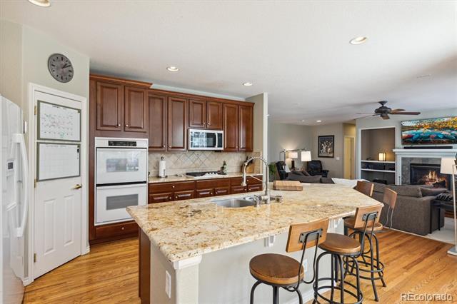 6529 S Rifle Court
