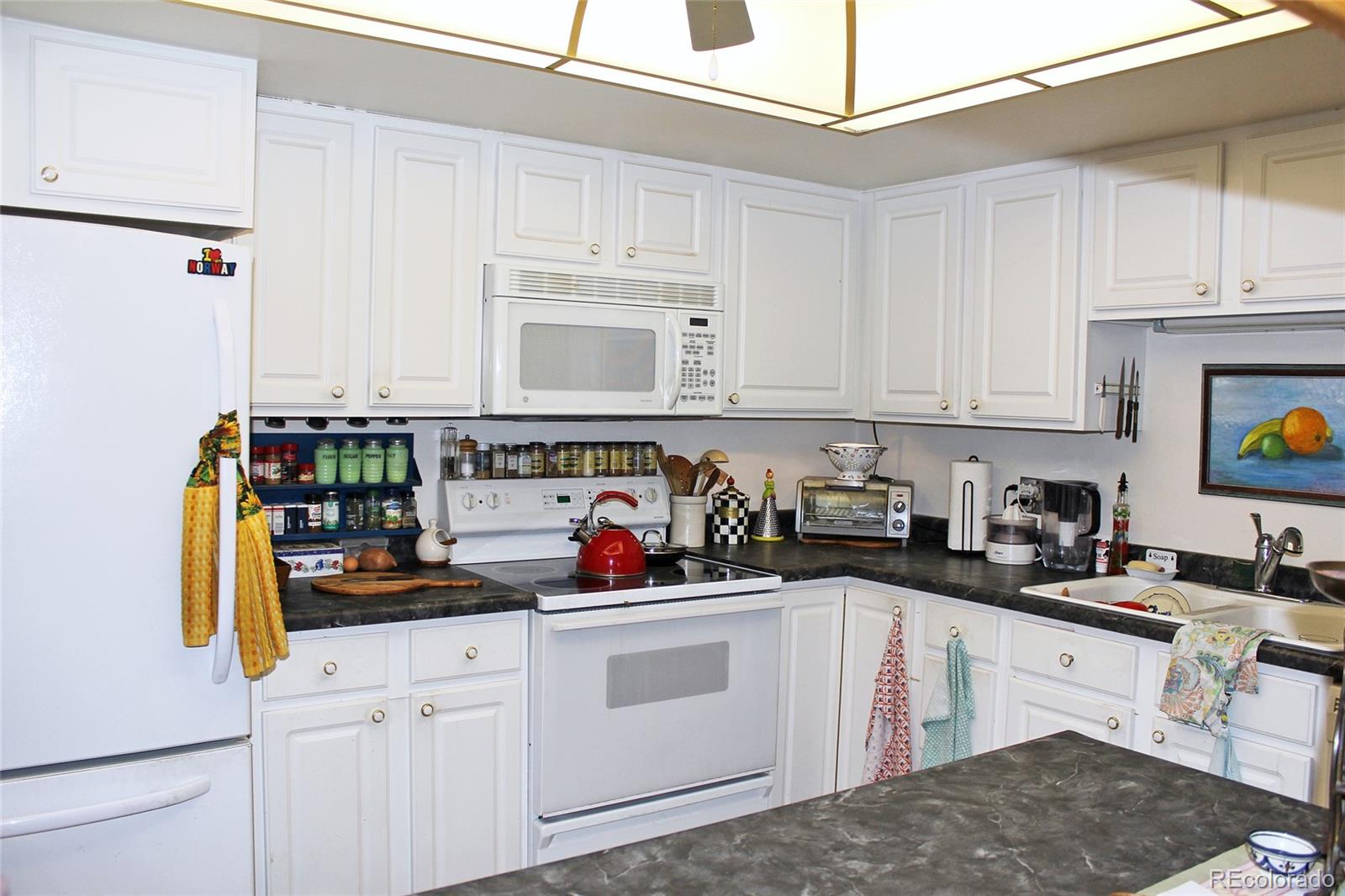 13890 E Marina Drive Unit: 605