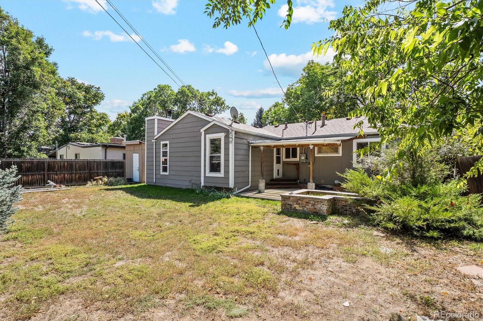 4835 E Arizona Avenue