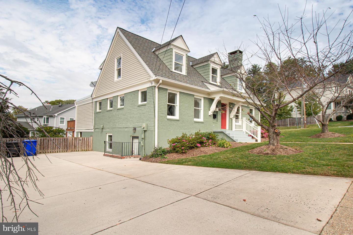 6541 Williamsburg BOULEVARD