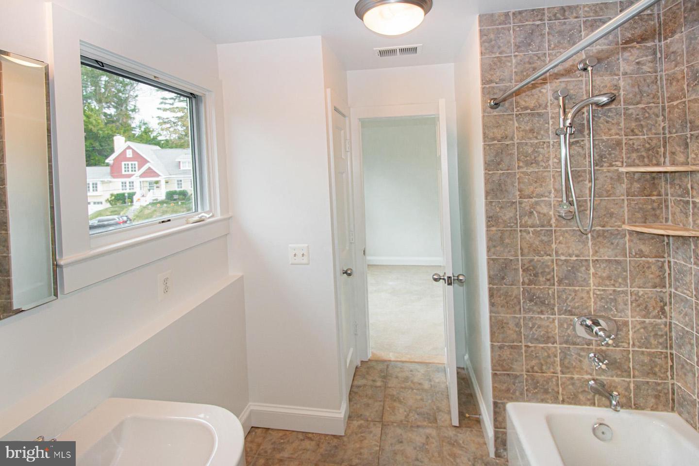 6541 Williamsburg BOULEVARD