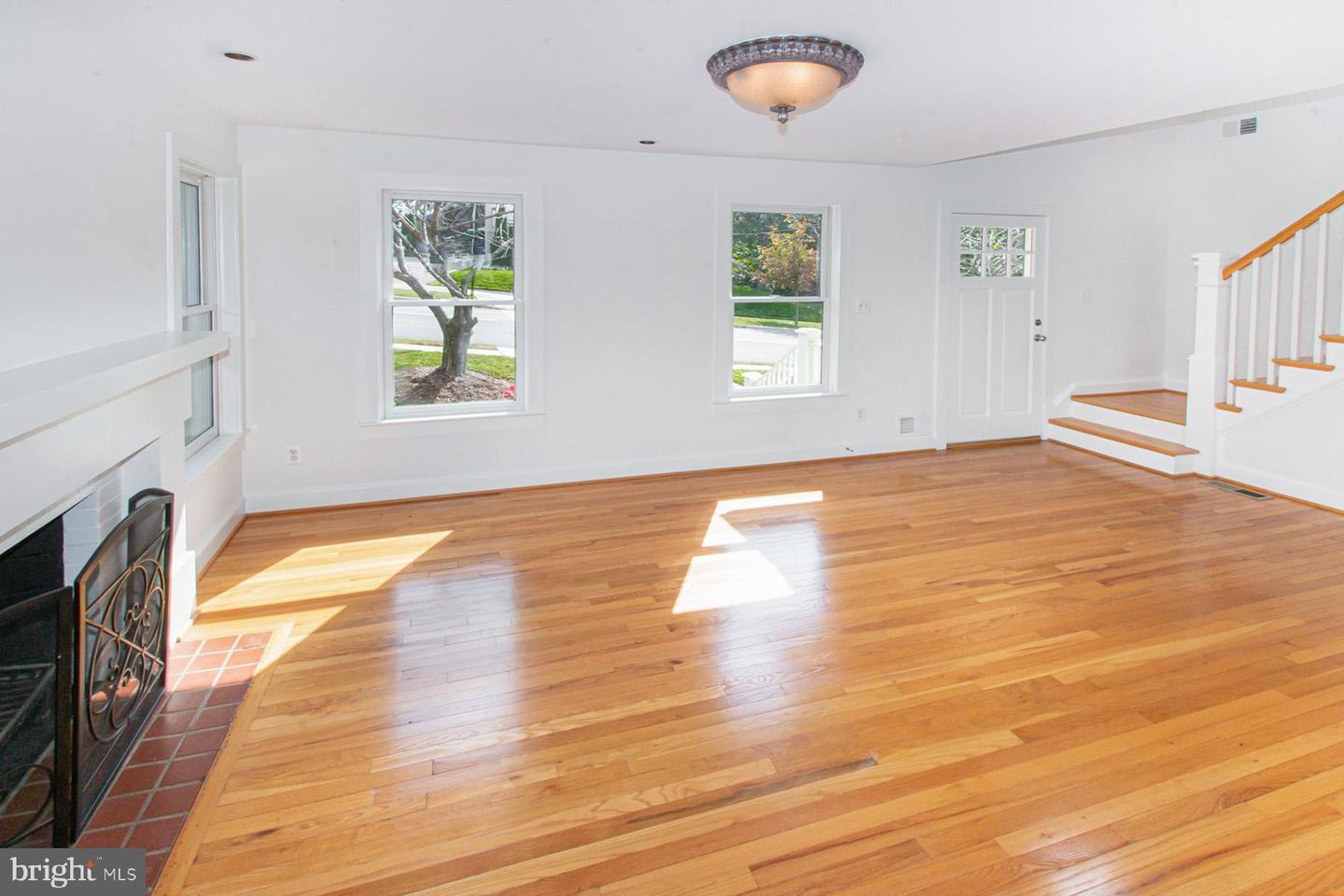 6541 Williamsburg BOULEVARD