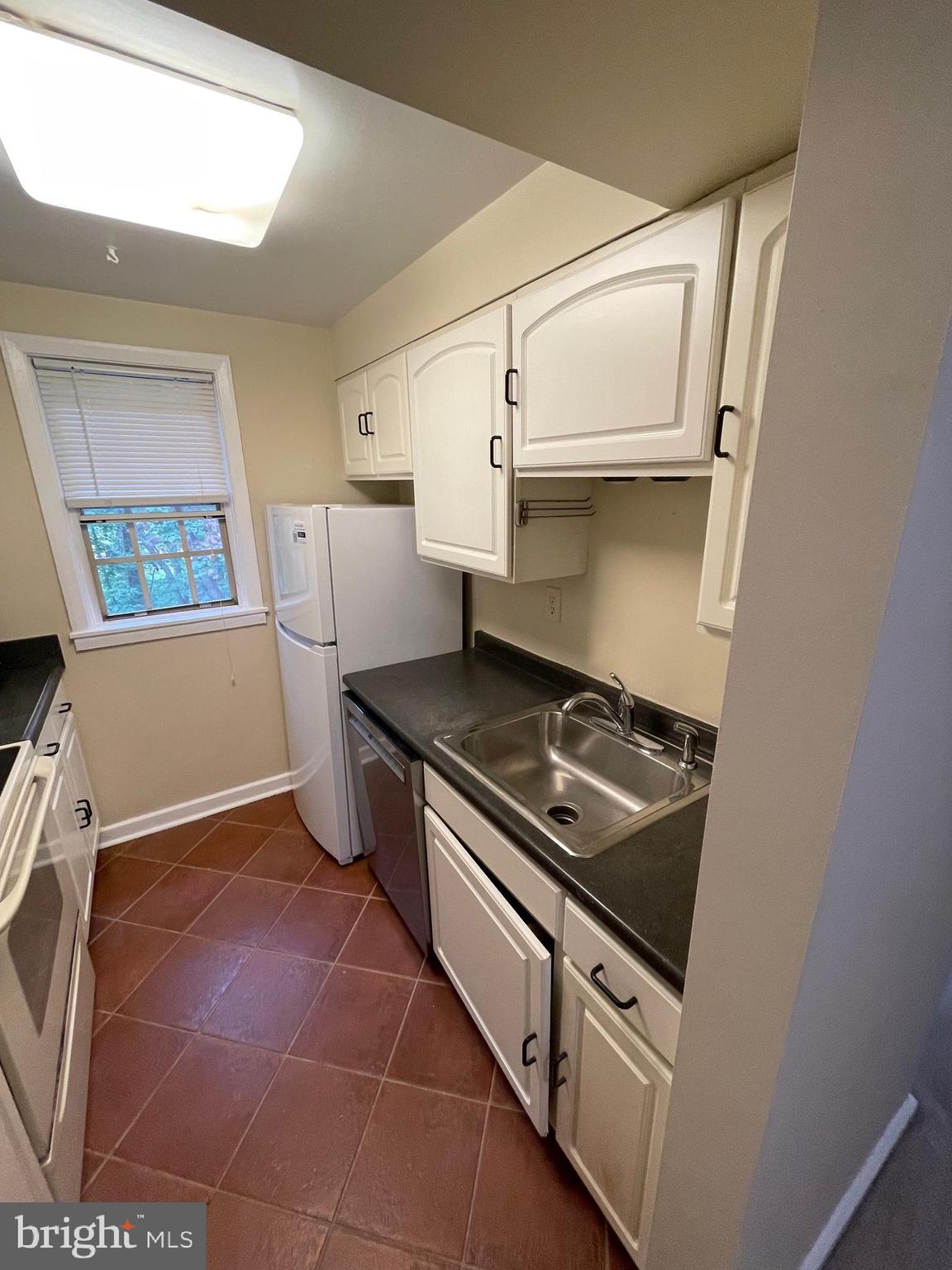 702 S Arlington Mill Dr, #203