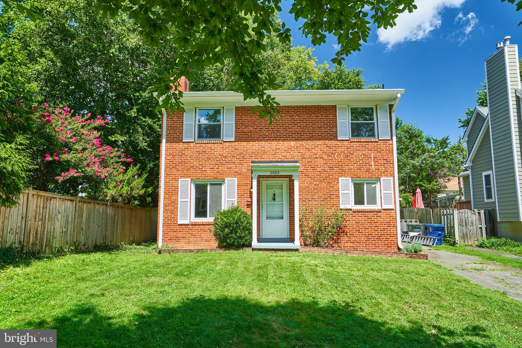 5005 16th Rd N