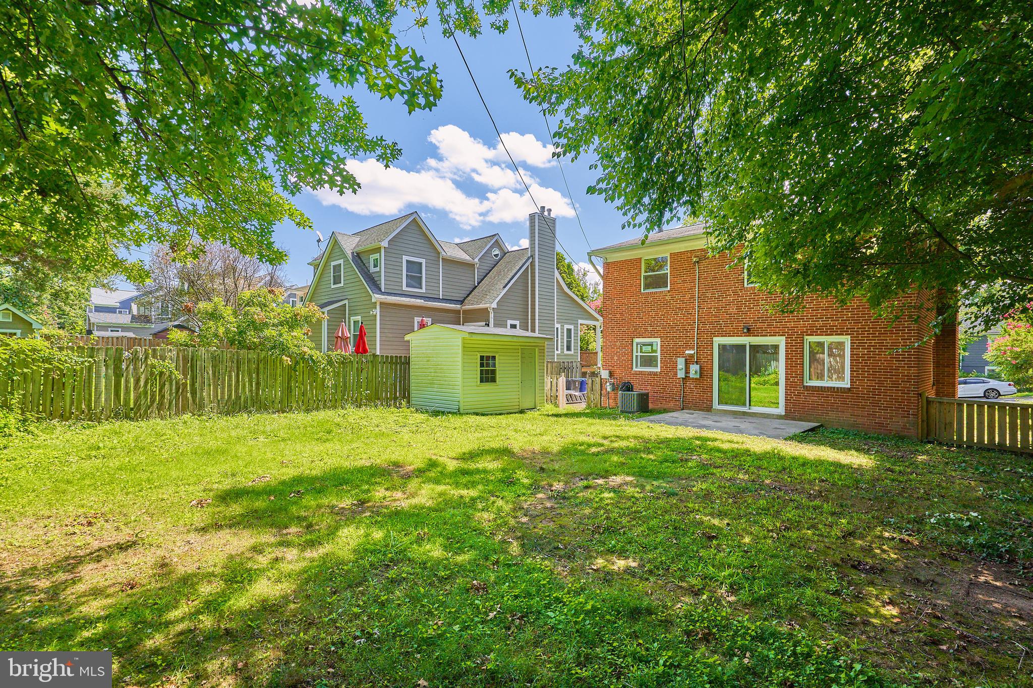 5005 16th Rd N