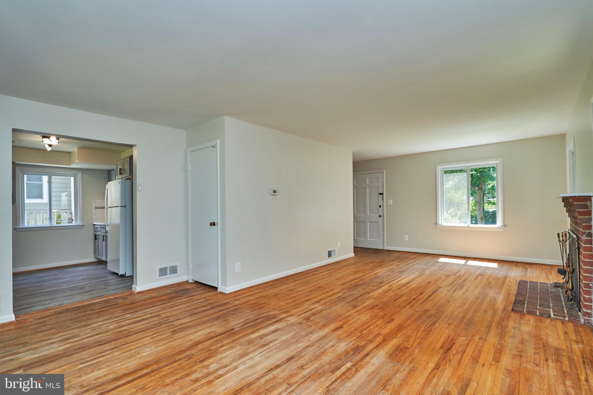 5005 16th Rd N