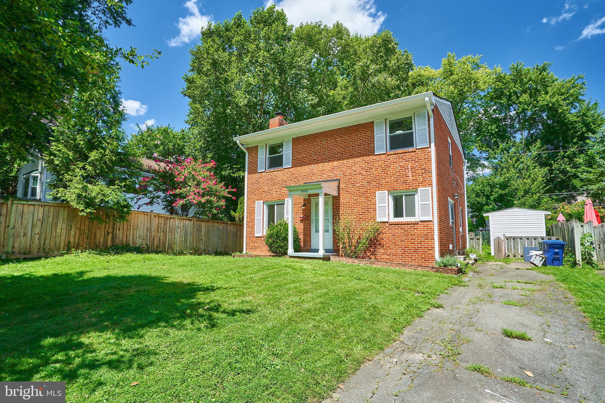 5005 16th Rd N