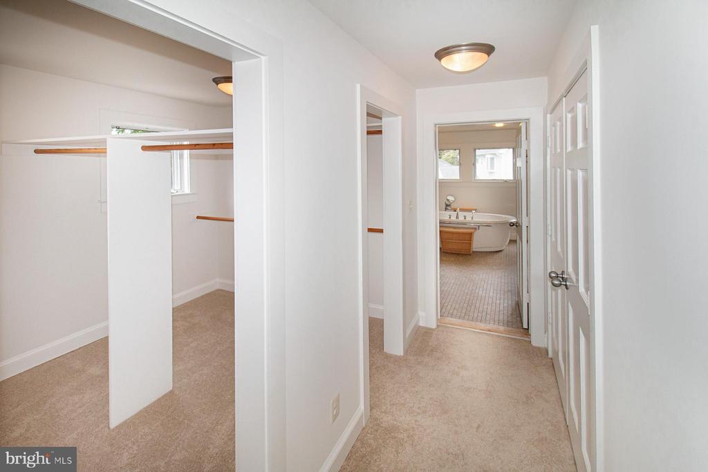 6541 WILLIAMSBURG BLVD