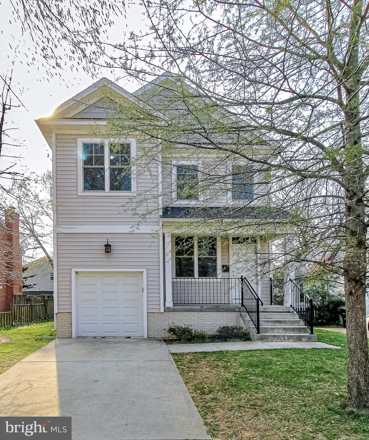 302 S EDGEWOOD ST