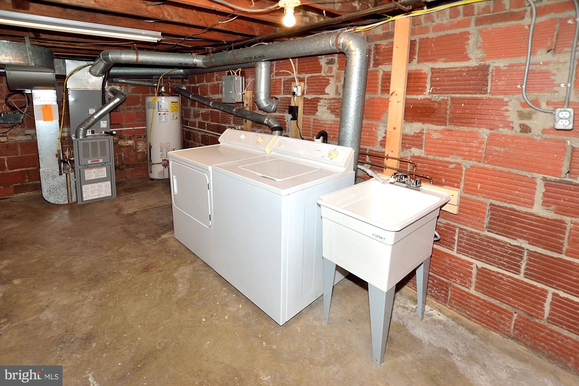 2260 N NOTTINGHAM ST