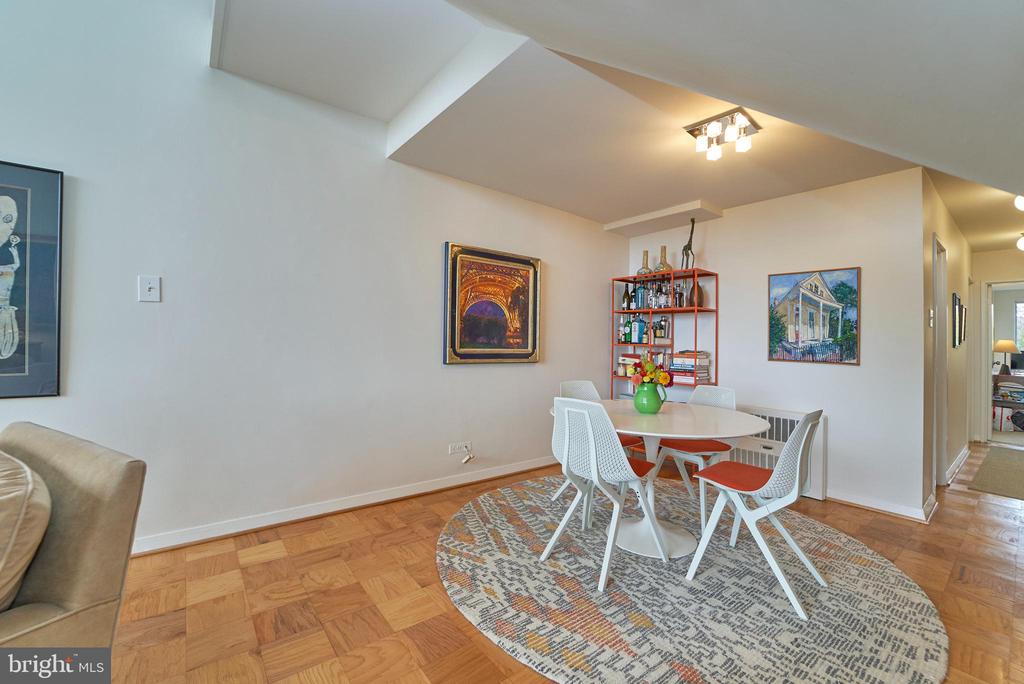 1200 N NASH ST #557