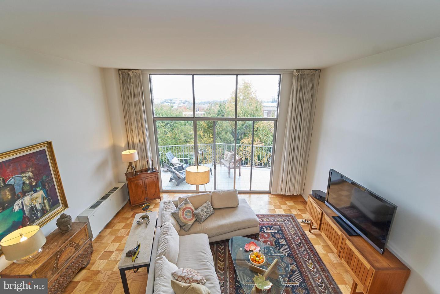 1200 N NASH ST #557