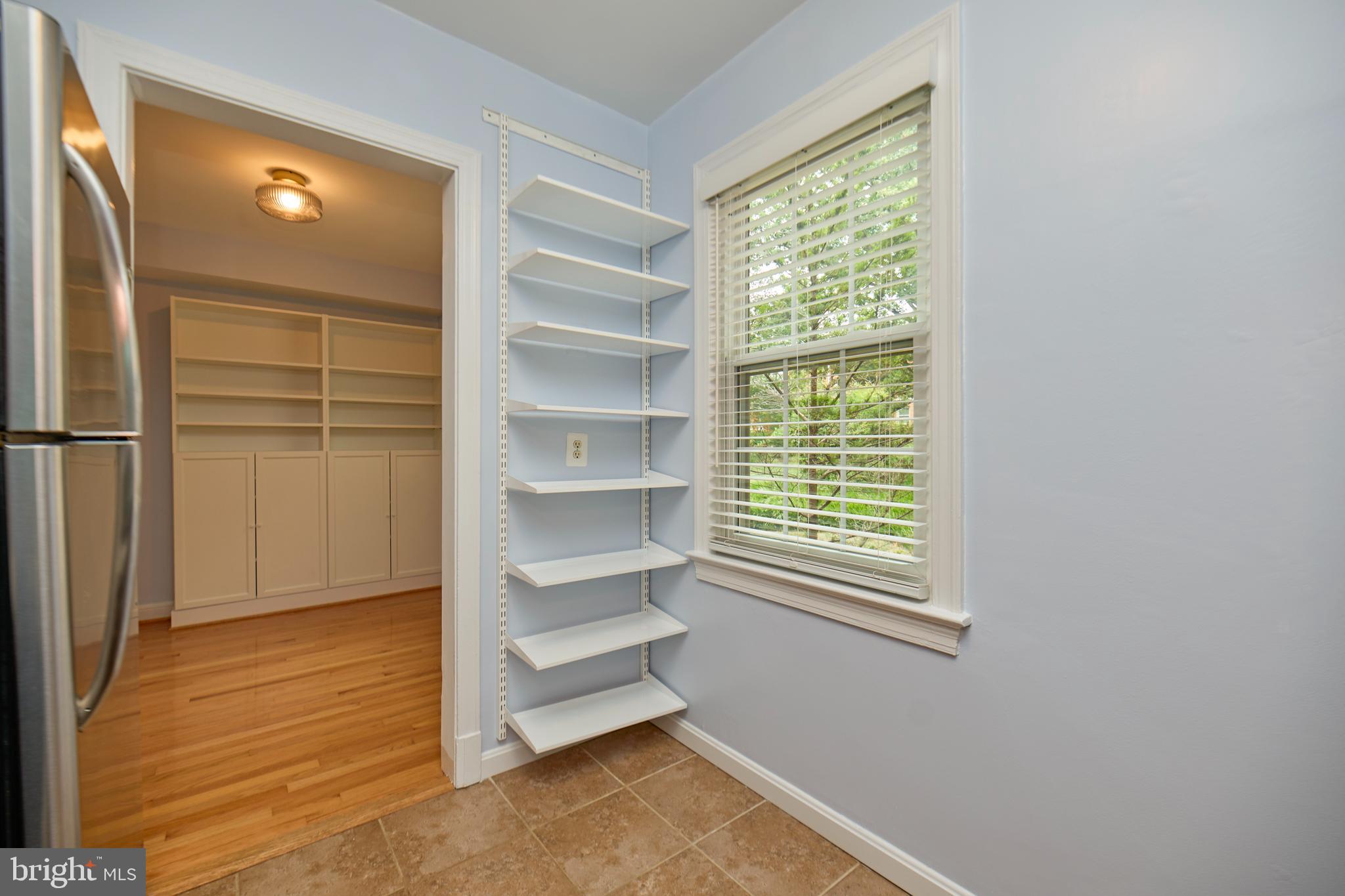 2501 ARLINGTON BLVD #2