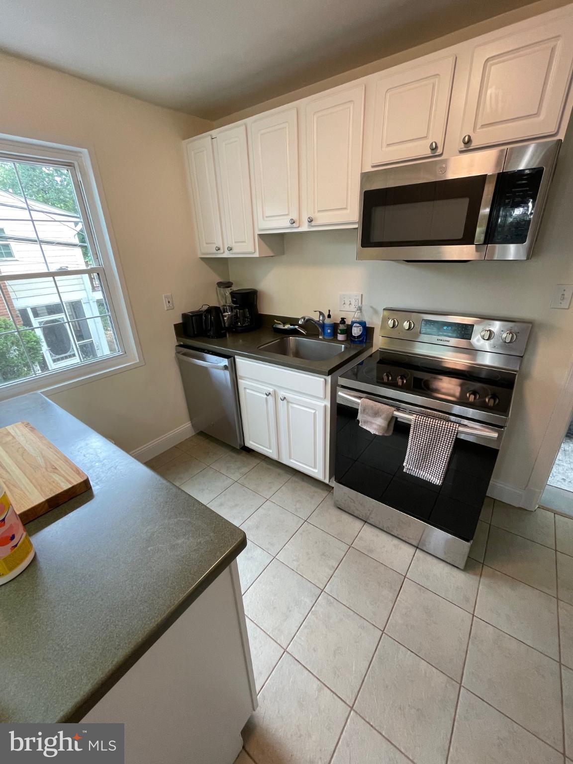 15 S ABERDEEN STREET S