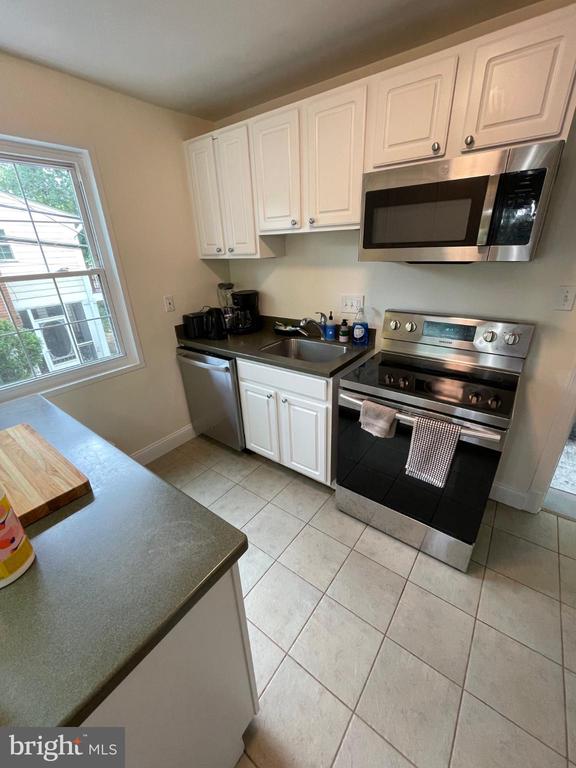 15 S ABERDEEN STREET S