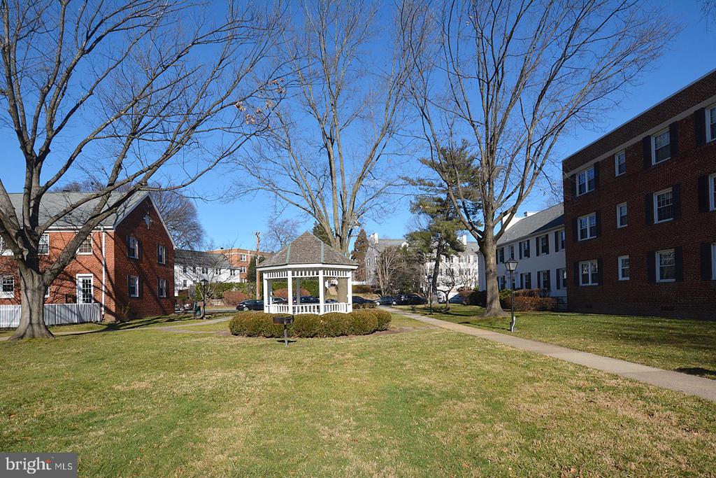 2902 13TH ROAD S 102