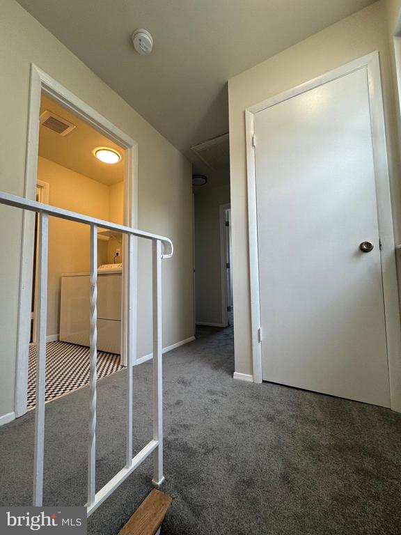 5733 8TH STREET N
