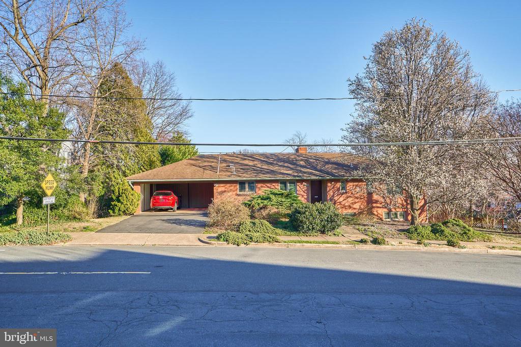 2509 QUINCY STREET