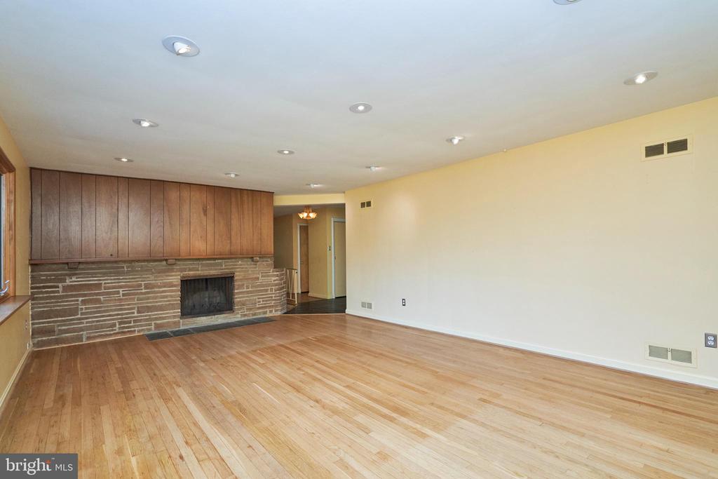 2509 QUINCY STREET