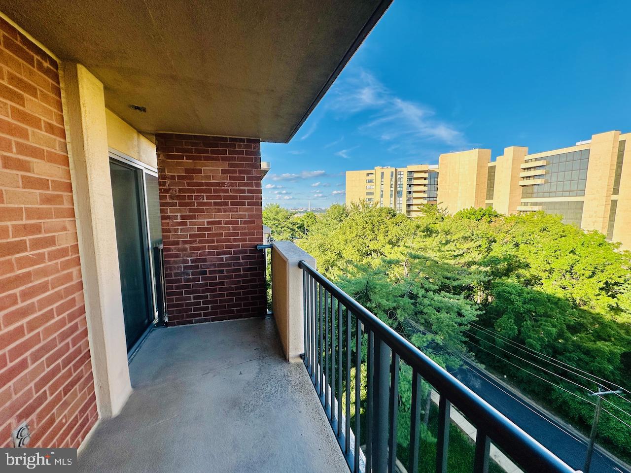 1300 ARMY NAVY DRIVE 1010