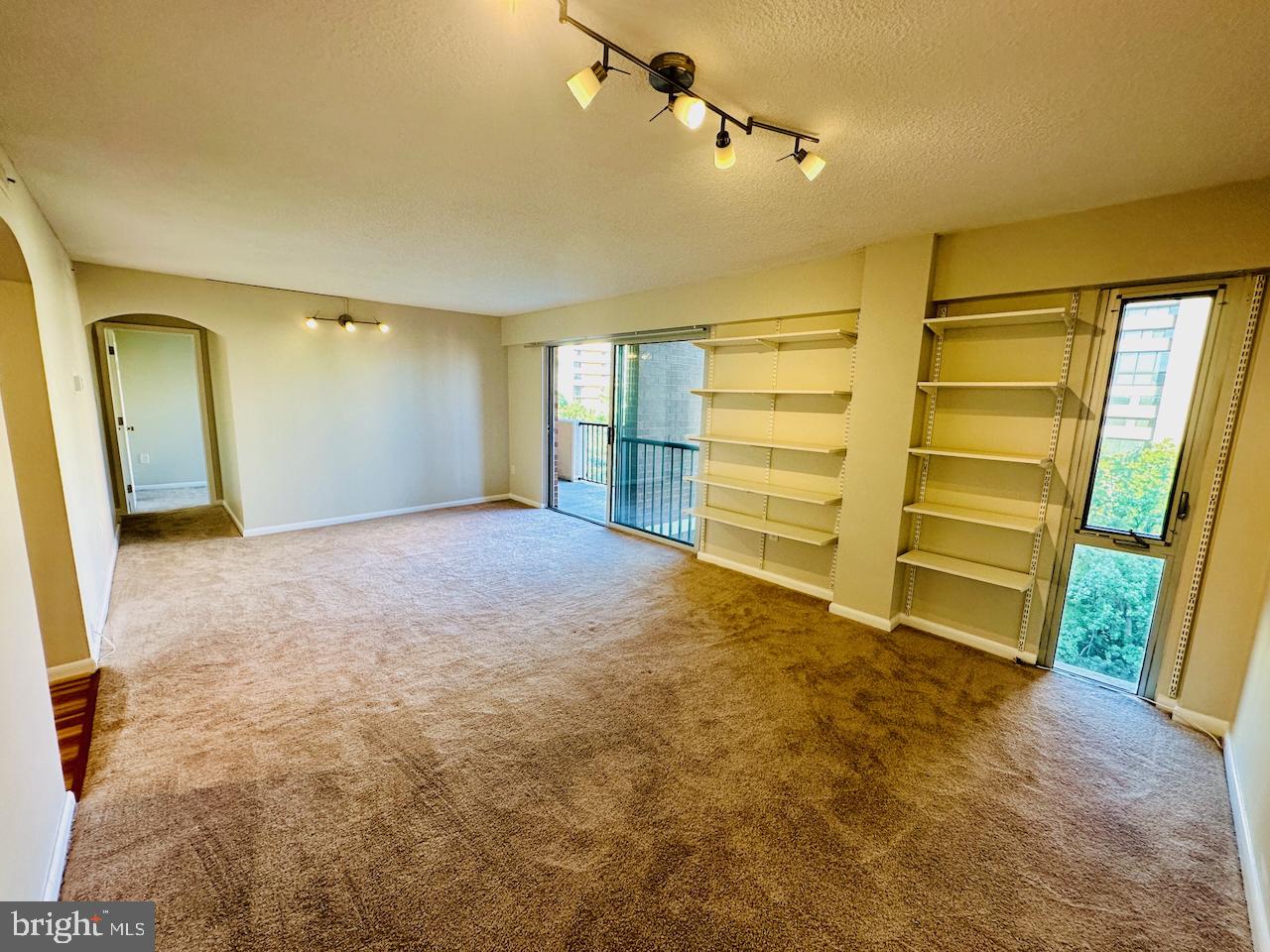 1300 ARMY NAVY DRIVE 1010