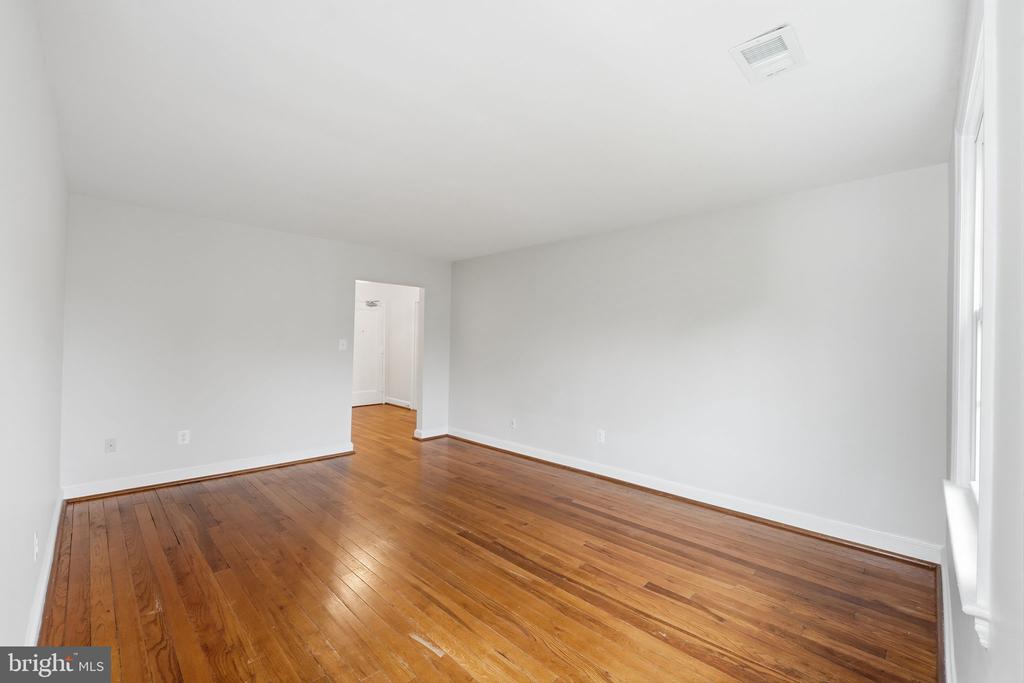 2900 13TH STREET S 201