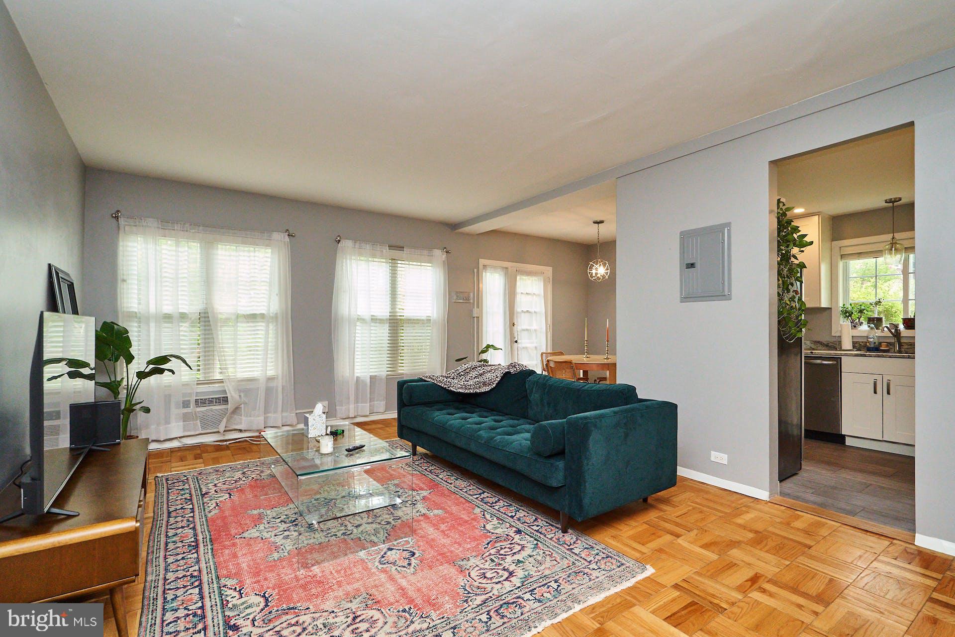 1336 Martha Custis Dr