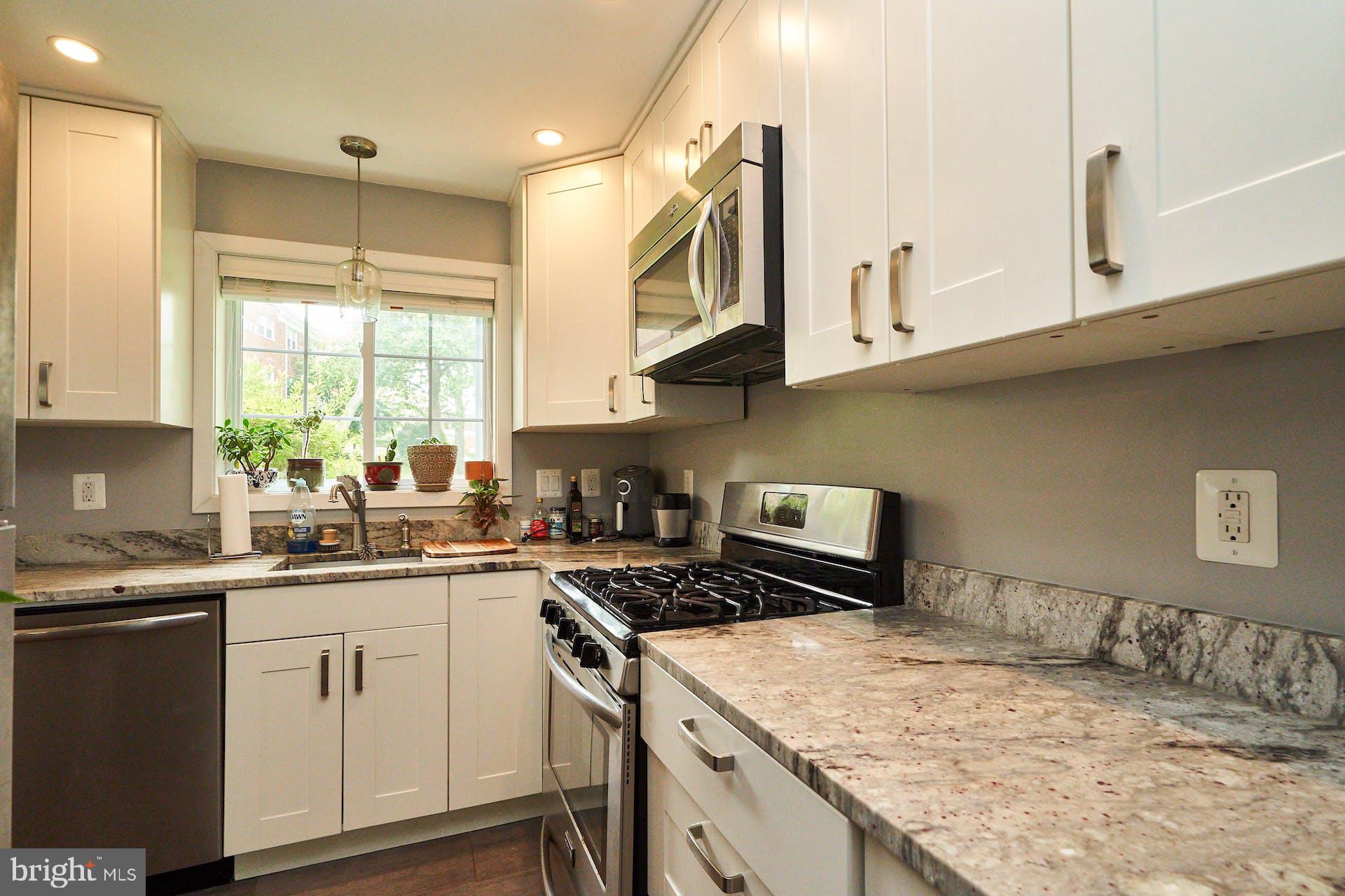1336 Martha Custis Dr