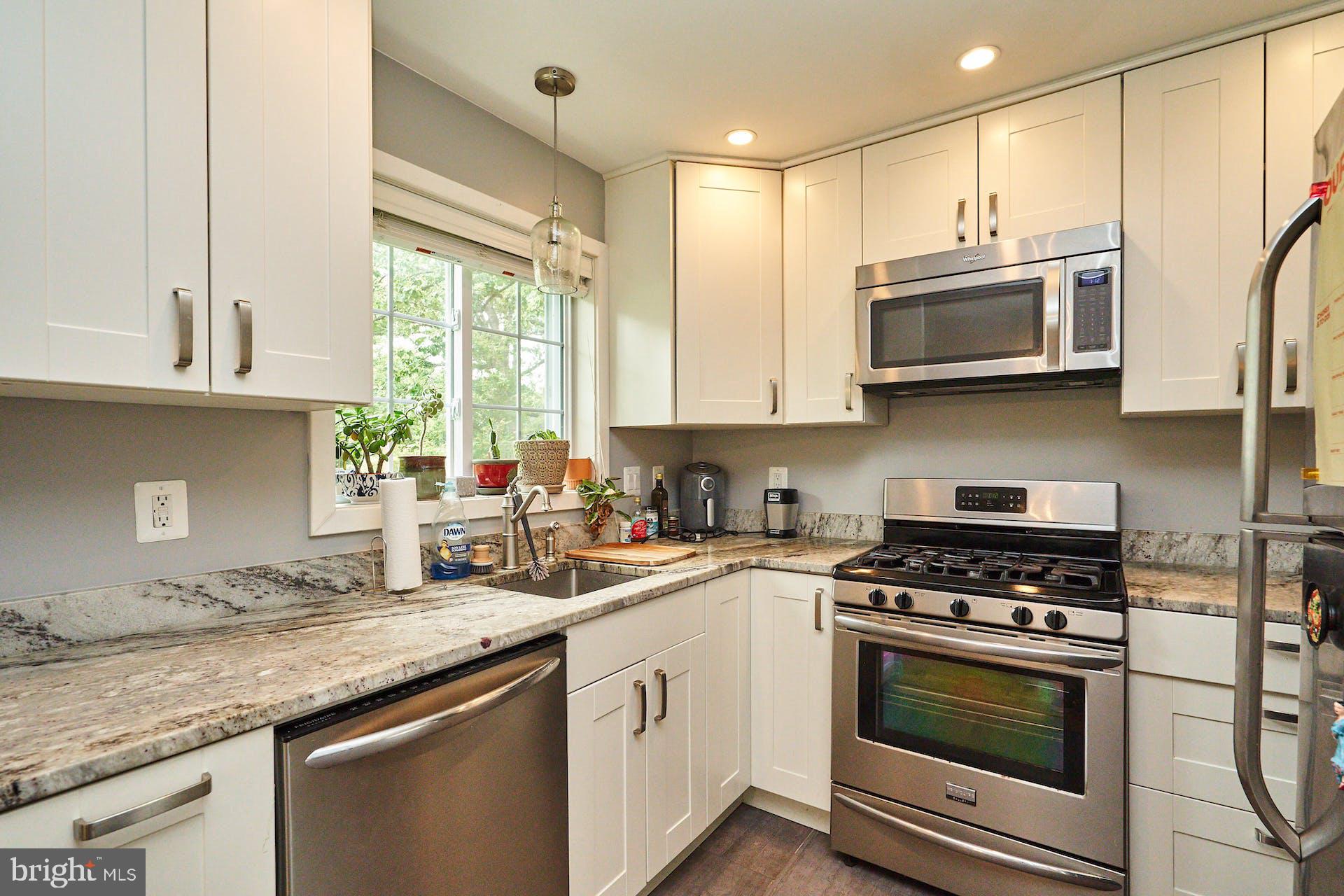 1336 Martha Custis Dr